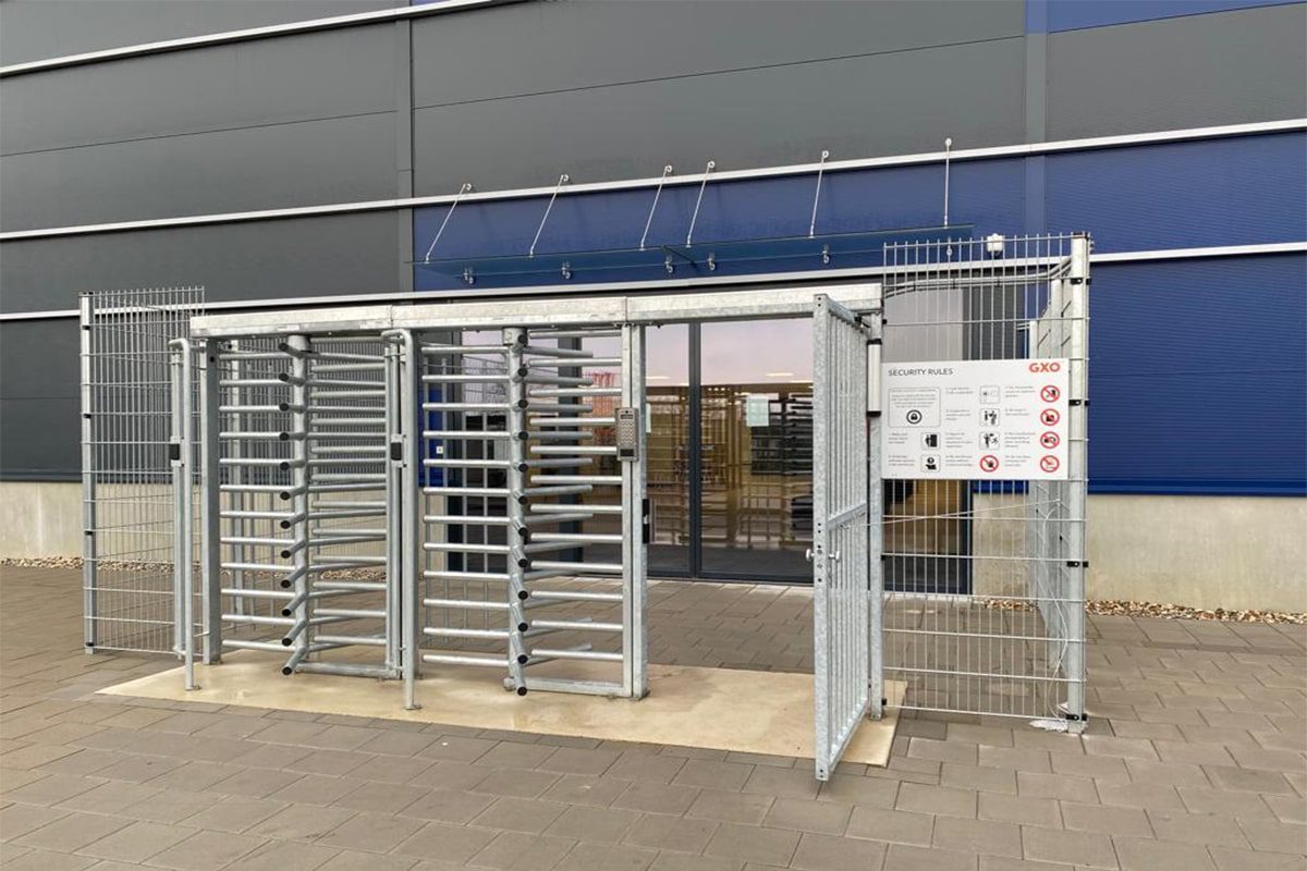 Turnstile door