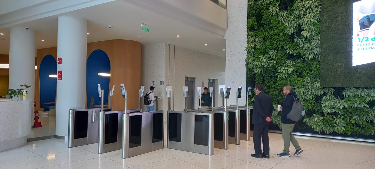 Zutrittskontrolle für Finanz- und Bankinstitute | Geran Access Products B.V.